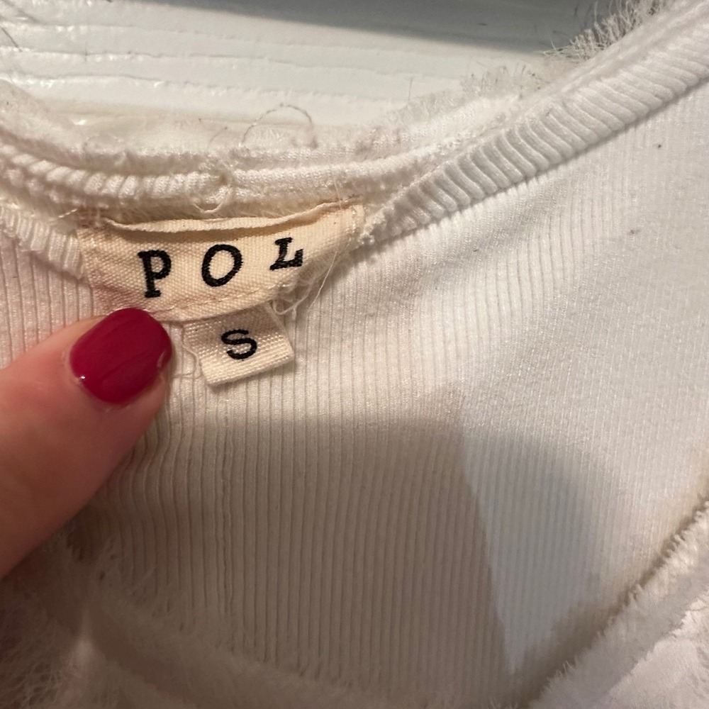 POL‎ White Long Sleeve V-Neck Ribbed Top Raw Edge Sharkbite Hem SMT2057 Small - Picture 3 of 8